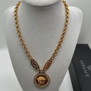 VERSACE LA MEDUSA GRECA NECKLACE